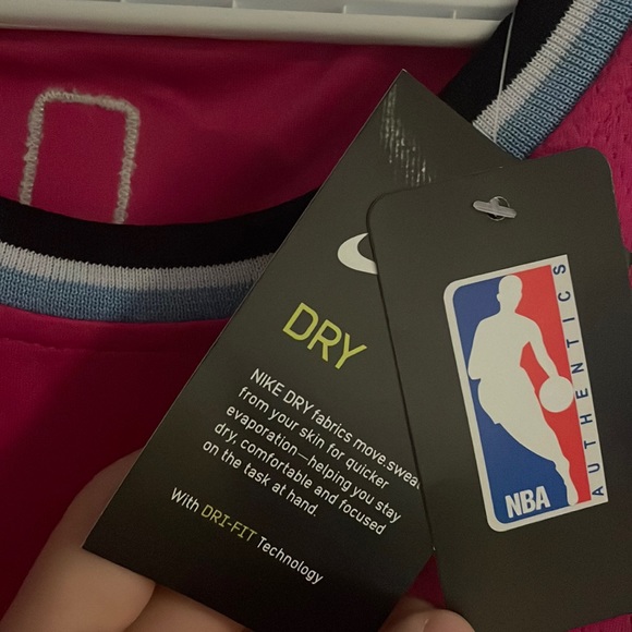 Tyler herro jersey - Picture 3 of 4